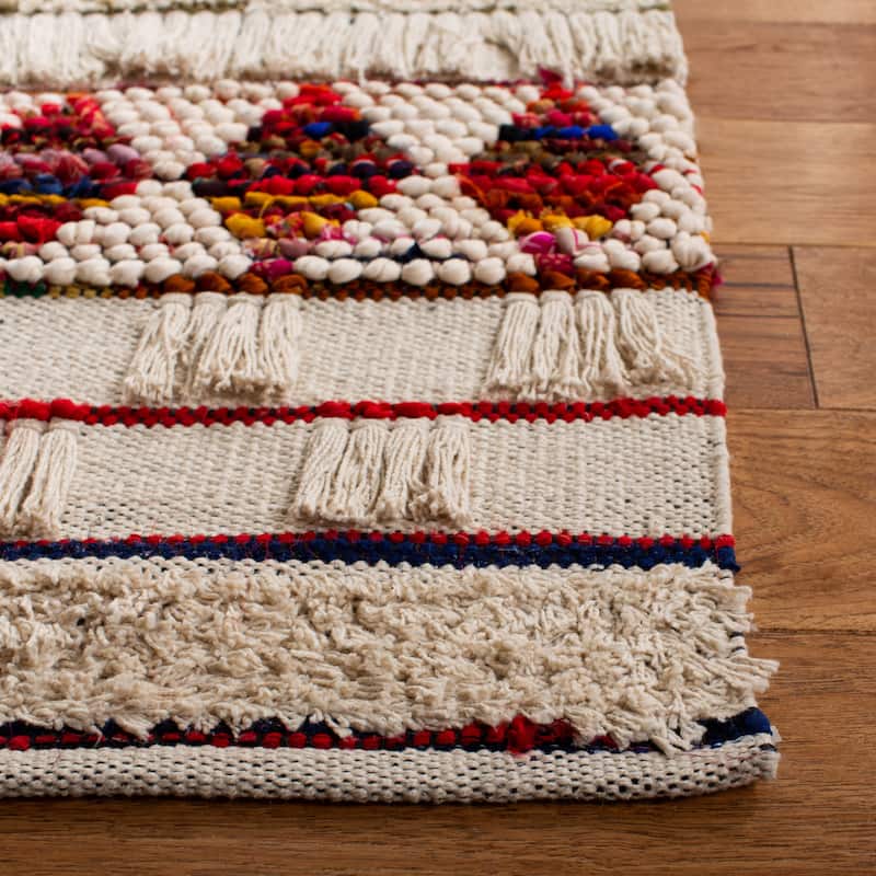 SAFAVIEH Handmade Natura Clita Rug