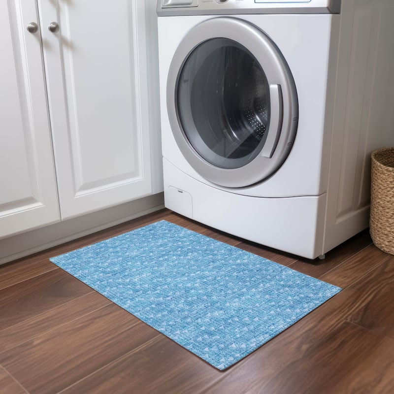 Machine Washable Indoor/ Outdoor Arrows Chantille Rug - 1'8" x 2'6" - Blue