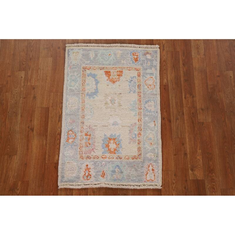 Hand Knotted Oriental 100% Wool Carpet Transitional Floral Beige & Ivories Oushak Area Rug - 2' 11'' X 1' 11''