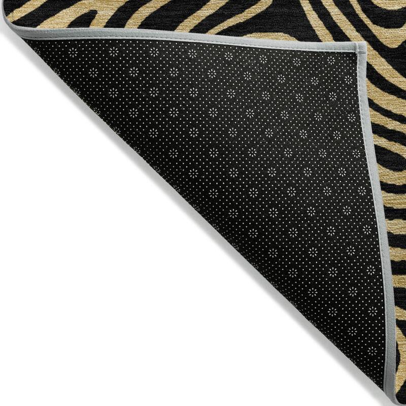 Machine Washable Indoor/ Outdoor Modern Trance Chantille Rug