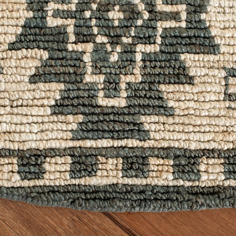 SAFAVIEH Hand-knotted Bohemian Myrke Boho Jute Rug