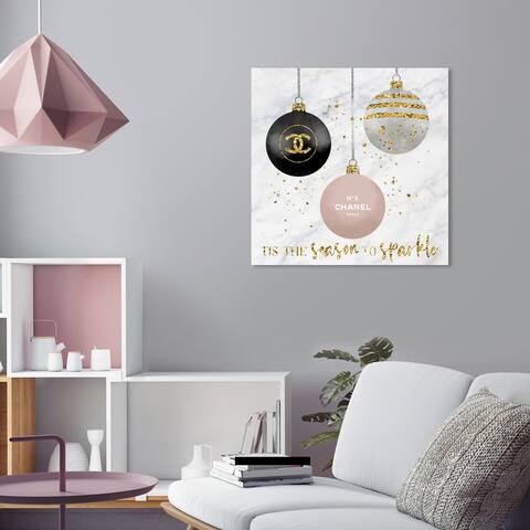 Oliver Gal 'Fashion Ornaments Sparkle' Fashion and Glam Wall Art Canvas Print Lifestyle - Gold, White