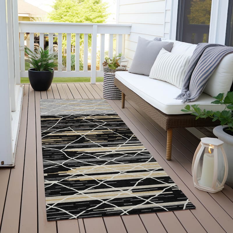 Machine Washable Indoor/ Outdoor Modern Global Chantille Rug