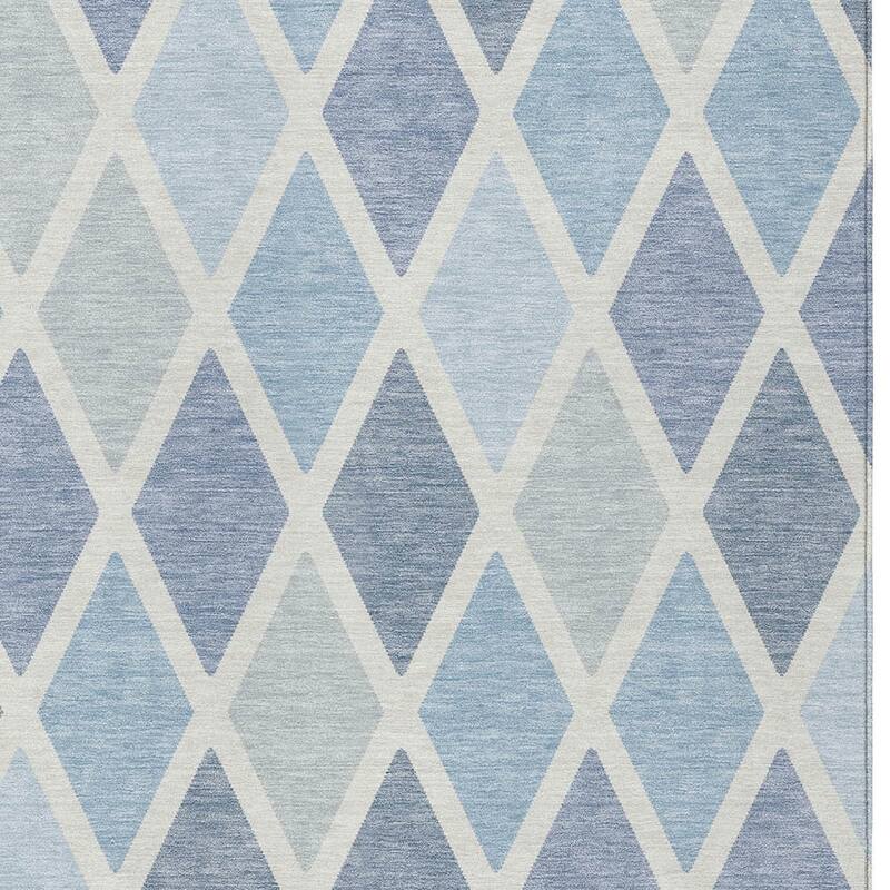 HomeRoots Geometric Transitional Rectangle Outdoor Rug