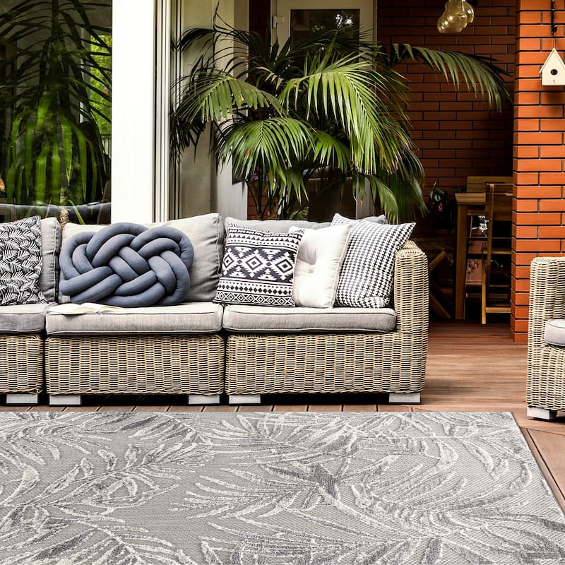 Bahama Palm Frond Floral Indoor/Outdoor Area Rug