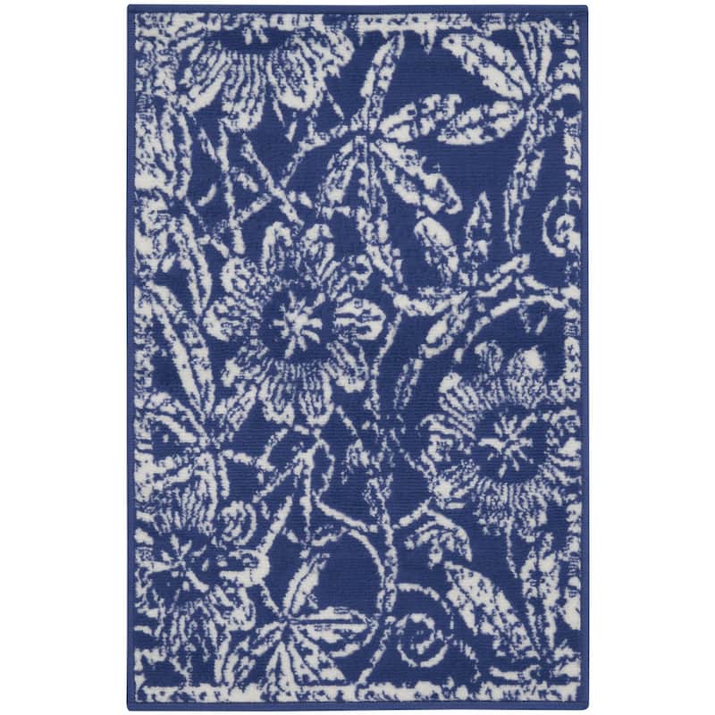 Power Loomed Distressed Floral Traditional Stain Resistant Area Rug - 36' X '24' X '0.39