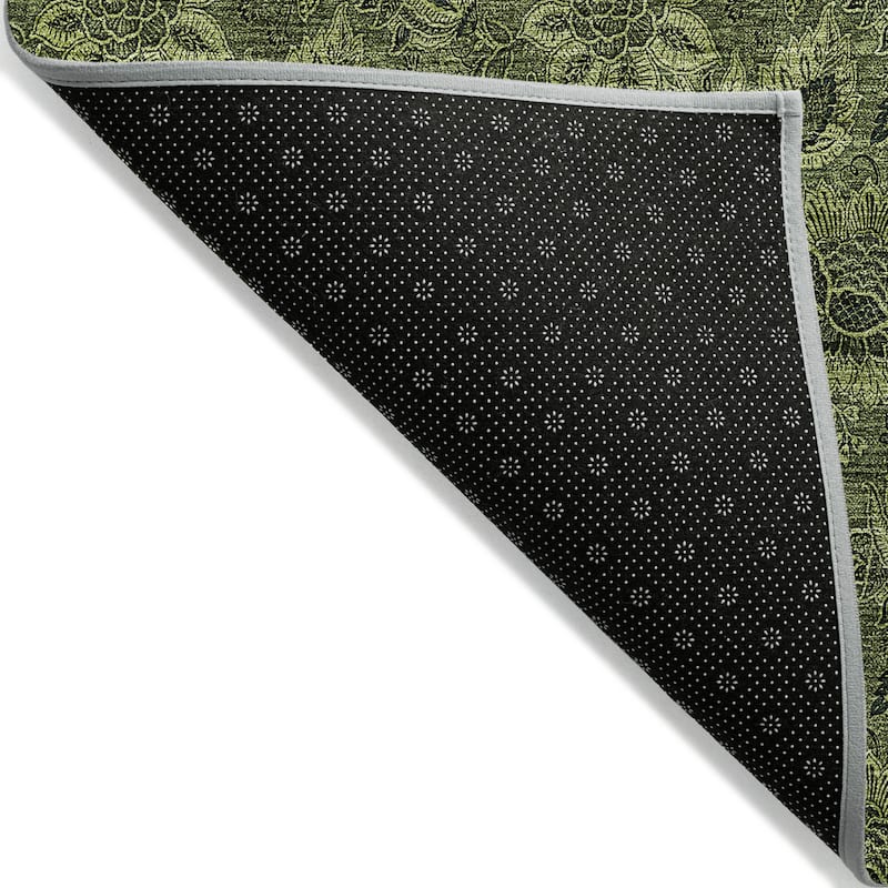 HomeRoots Floral Transitional Rectangle Outdoor Rug