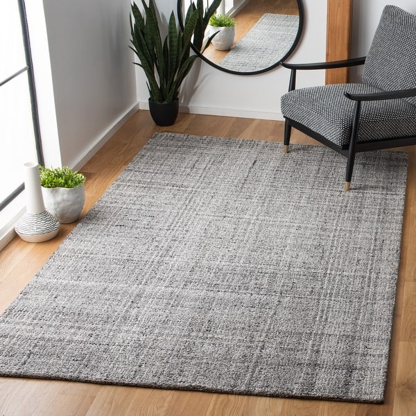 SAFAVIEH Handmade Abstract Bettie Modern Viscose Rug On Sale Bed