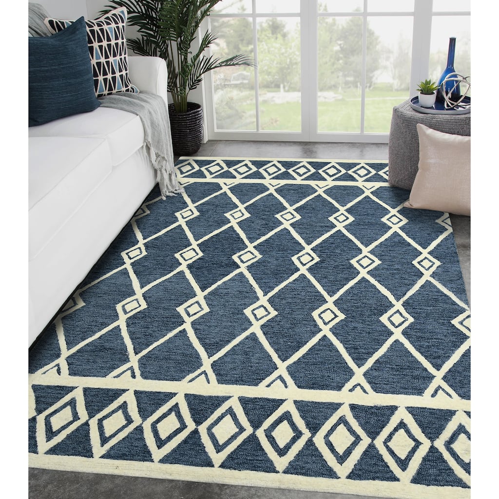 Visalle Raton Hand-Hooked Wool Area Rug