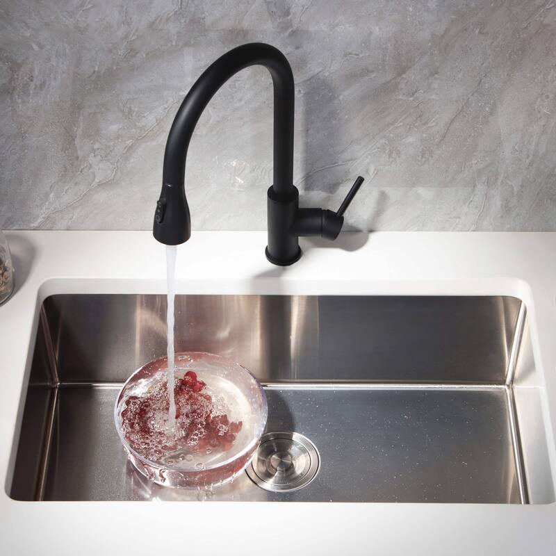 Single Handle Pull Down Kitchen Faucet