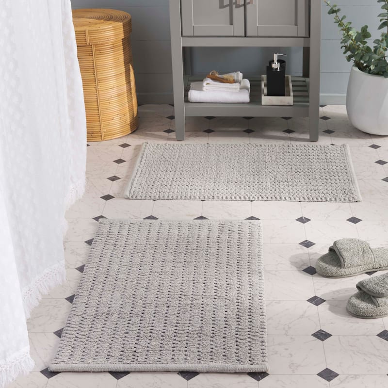 SAFAVIEH Home Oliva Textured Hatched 32"L x 20"W Bathmat Set of 2