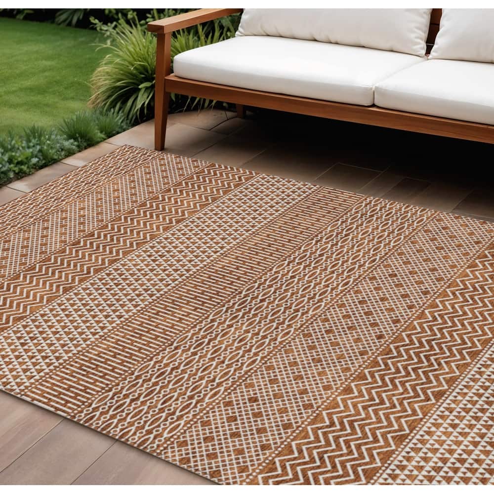 HomeRoots Chevron Modern Rectangle Outdoor Rug