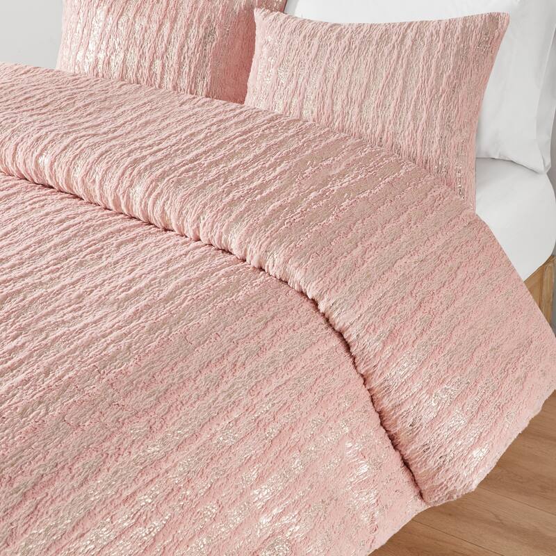 Intelligent Design Alaia Metallic Print Synthetic Fur Duvet Cover Set