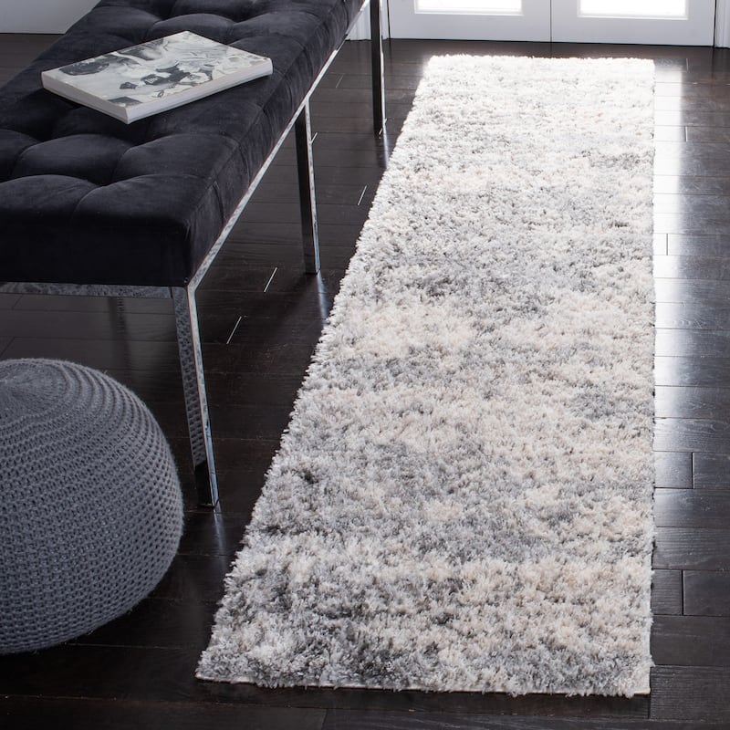 SAFAVIEH Berber Shag Dochina Abstract 1.25-inch Thick Rug - 2' x 8' Runner - Ivory/Grey