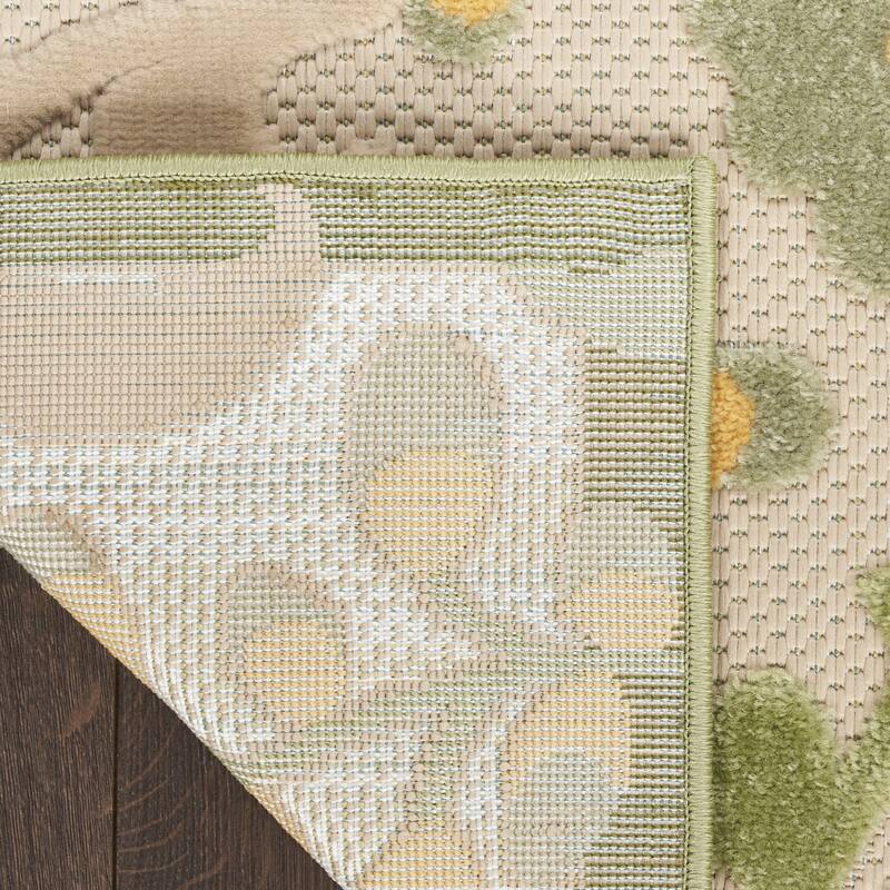 HomeRoots Floral Contemporary Rectangle Outdoor Rug - 10' X 14'