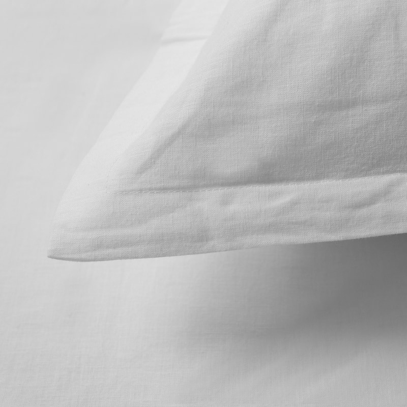 Shadevale White Duvet Cover Set