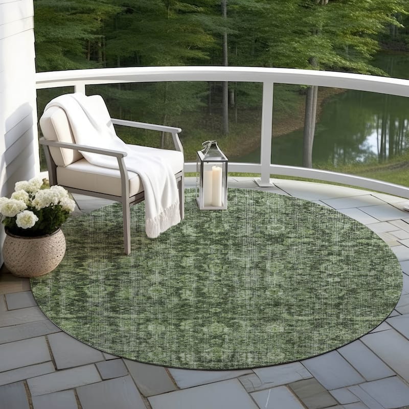 Machine Washable Indoor/ Outdoor Vintage Traditional Chantille Rug