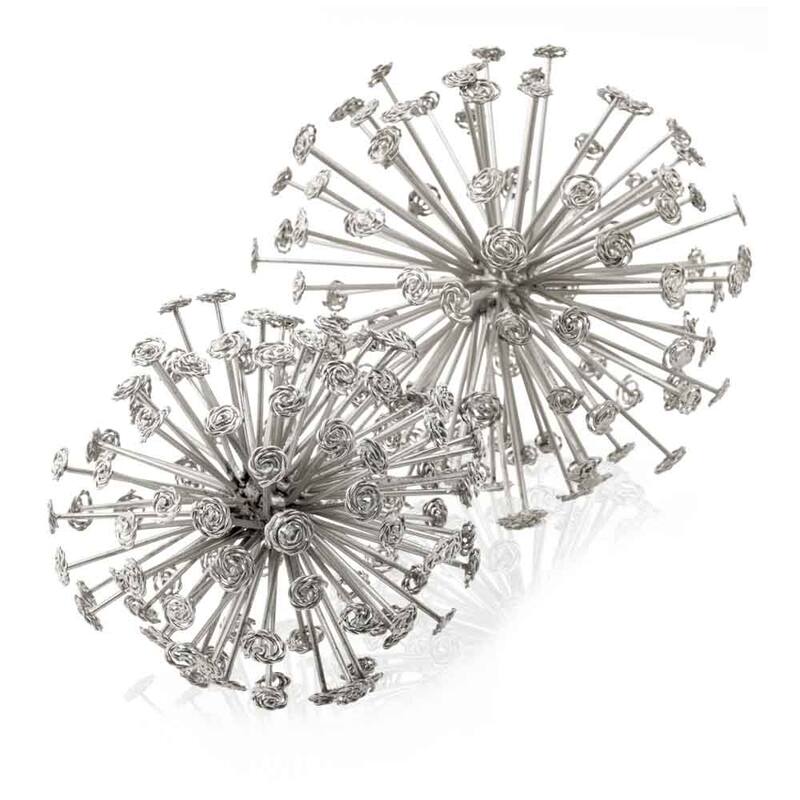 HomeRoots 6.5" X 6.5" X 6.5" Silver Starburst Spheres Set Of 2 - 6.5' X '6.5' X '6.5
