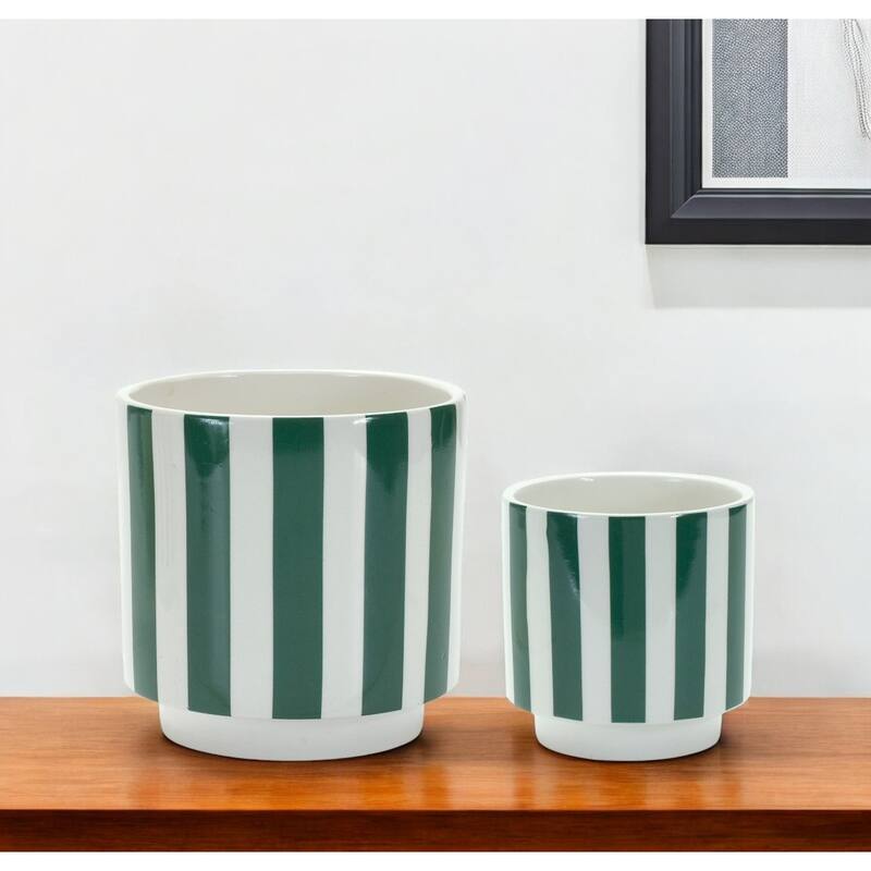 HomeRoots Set of Two Green And White Dolomite Striped 4 Ounce Round Pot Planters - 5.5' X '5.75' X '5.5 - 5.5' X '5.75' X '5.5 - Green