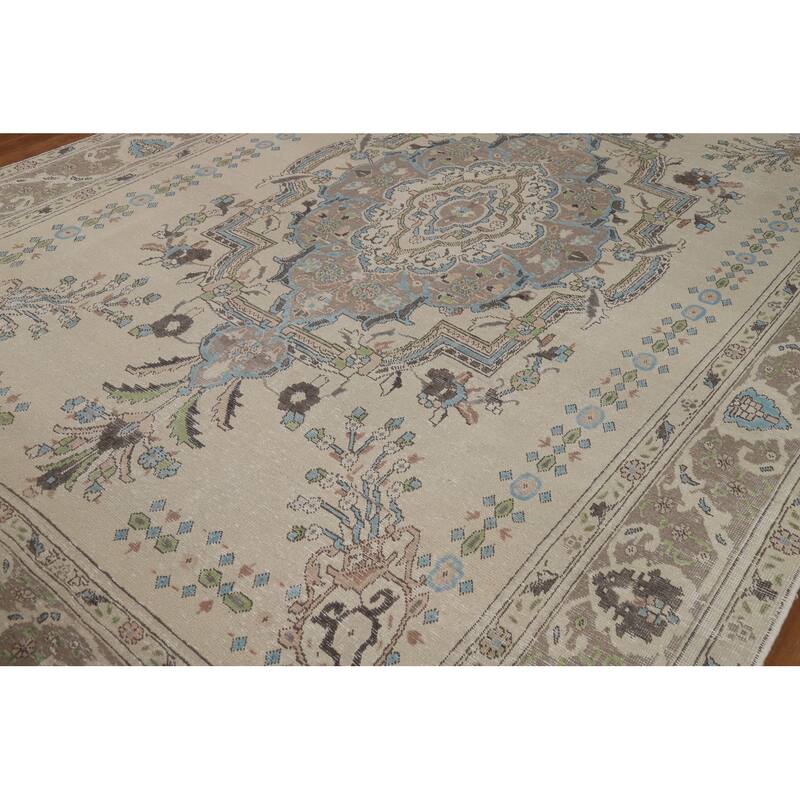 Floral Medallion Tabriz Persian Rug Hand-Knotted Beige Wool Carpet - 8'0"x 11'5"
