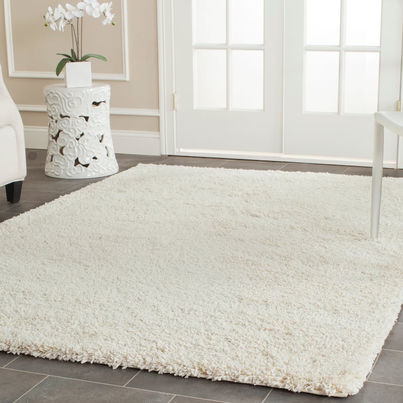 SAFAVIEH California Premium Shag Izat 2-inch Thick Area Rug - 4' x 6' - Ivory