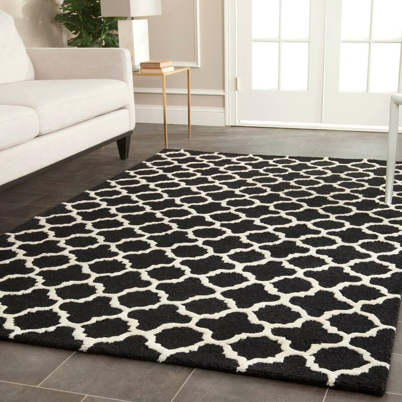 SAFAVIEH Handmade Cambridge Touria Modern Moroccan Wool Rug - 8' x 10' - Black/Ivory