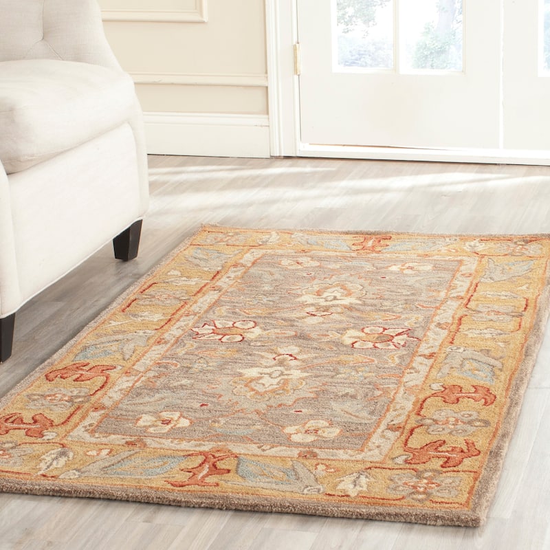 SAFAVIEH Handmade Anatolia Celyne Traditional Oriental Hand-spun Wool Rug