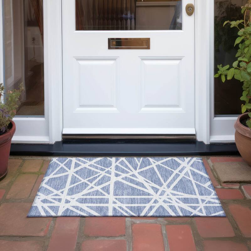 Machine Washable Indoor/ Outdoor Abstract Contemporary Chantille Rug