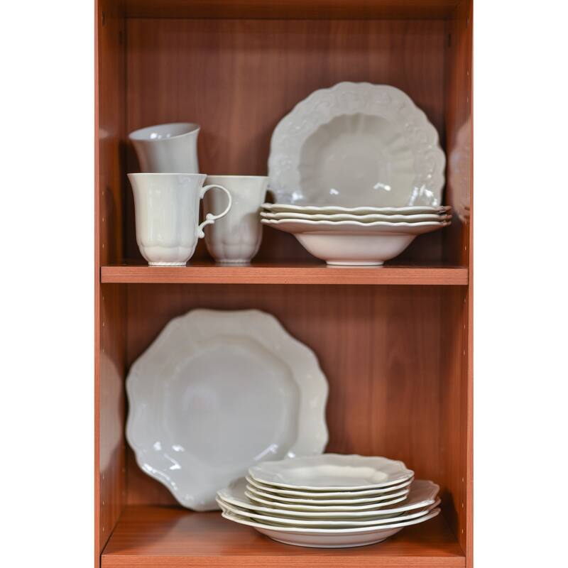 Red Vanilla Country Estate White Dinner Plates (Set of 4)
