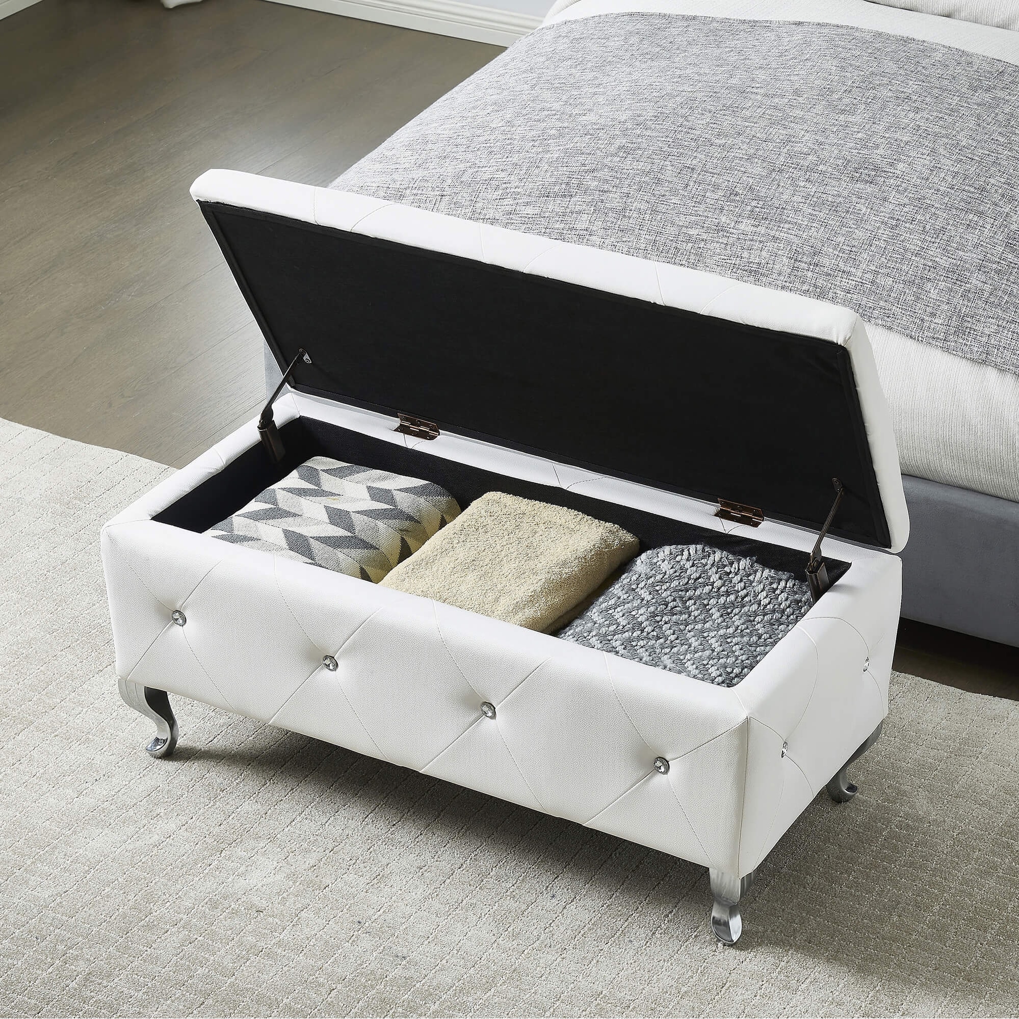 Faux Leather Upholstered End of Bed Bench, Multi-functional Storage Bench, Ottoman Bench with Crystal Buttons & Metal Legs