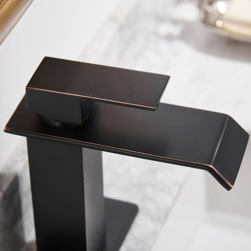 Single-Hole Low-Arc Bathroom Faucet with Drain