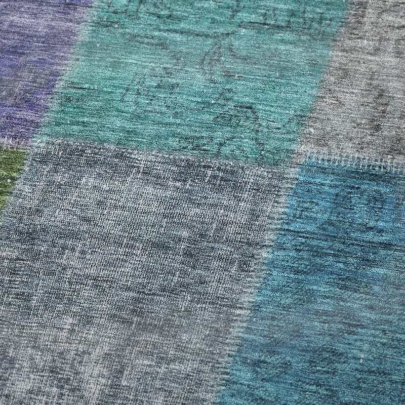 Premium Machine Washable Vintage Patchwork Sherpa Throw Blanket