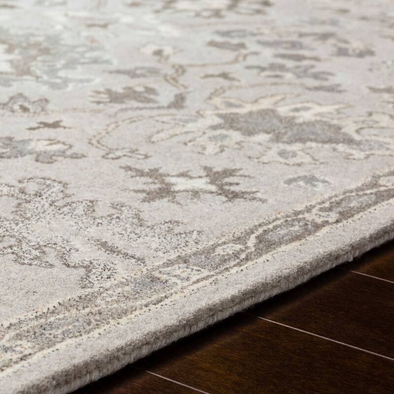 Livabliss Caesar Traditional Area Rug