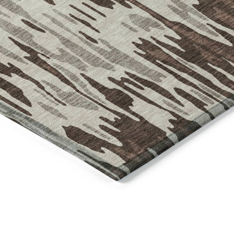 Machine Washable Indoor/ Outdoor Modern Watercolor Chantille Rug