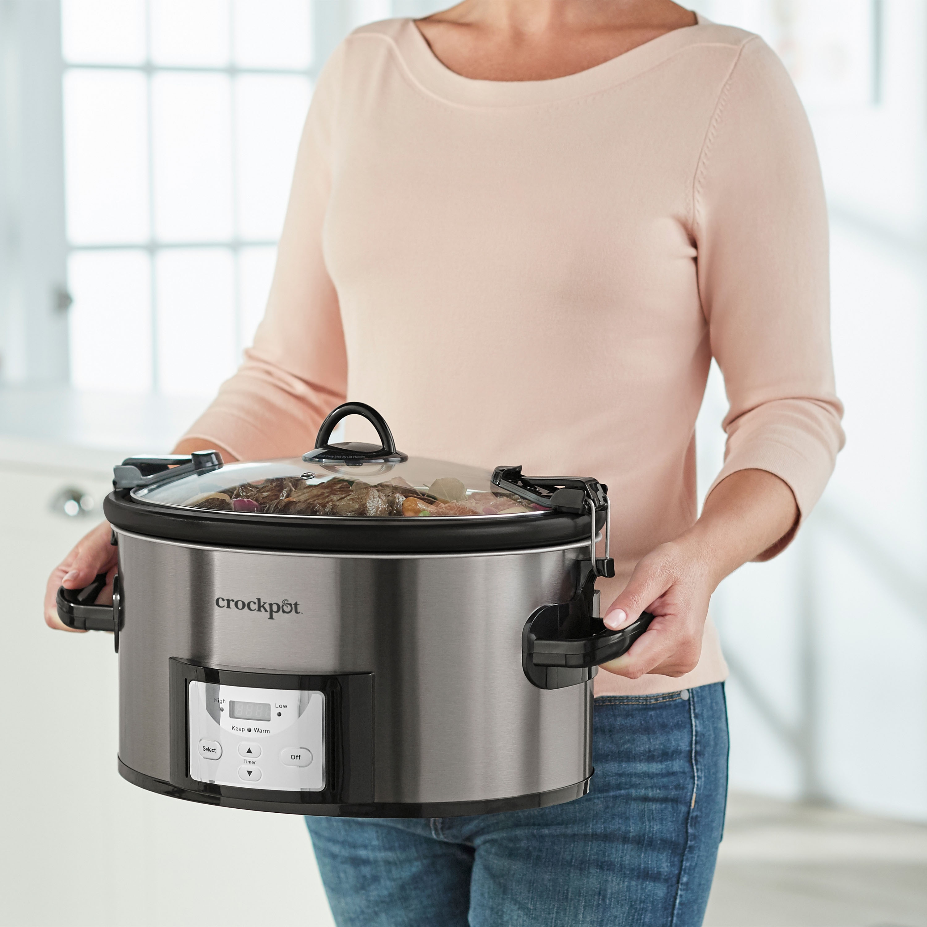 Crock-pot 7-Qt. Black and Stainless Steel Cook and Carry Digital Countdown Slow Cooker with Easy Clean