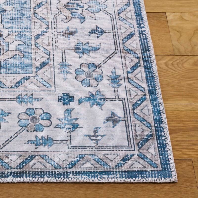 SAFAVIEH Arizona Revital Machine Washable Slip Resistant Rug
