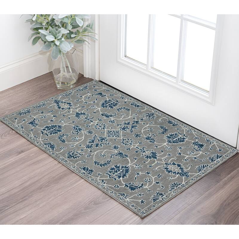 HomeRoots Floral Medallion Traditional Rectangle Area Rug - 36.00 in. x 24.00 in.  x 0.40 in.