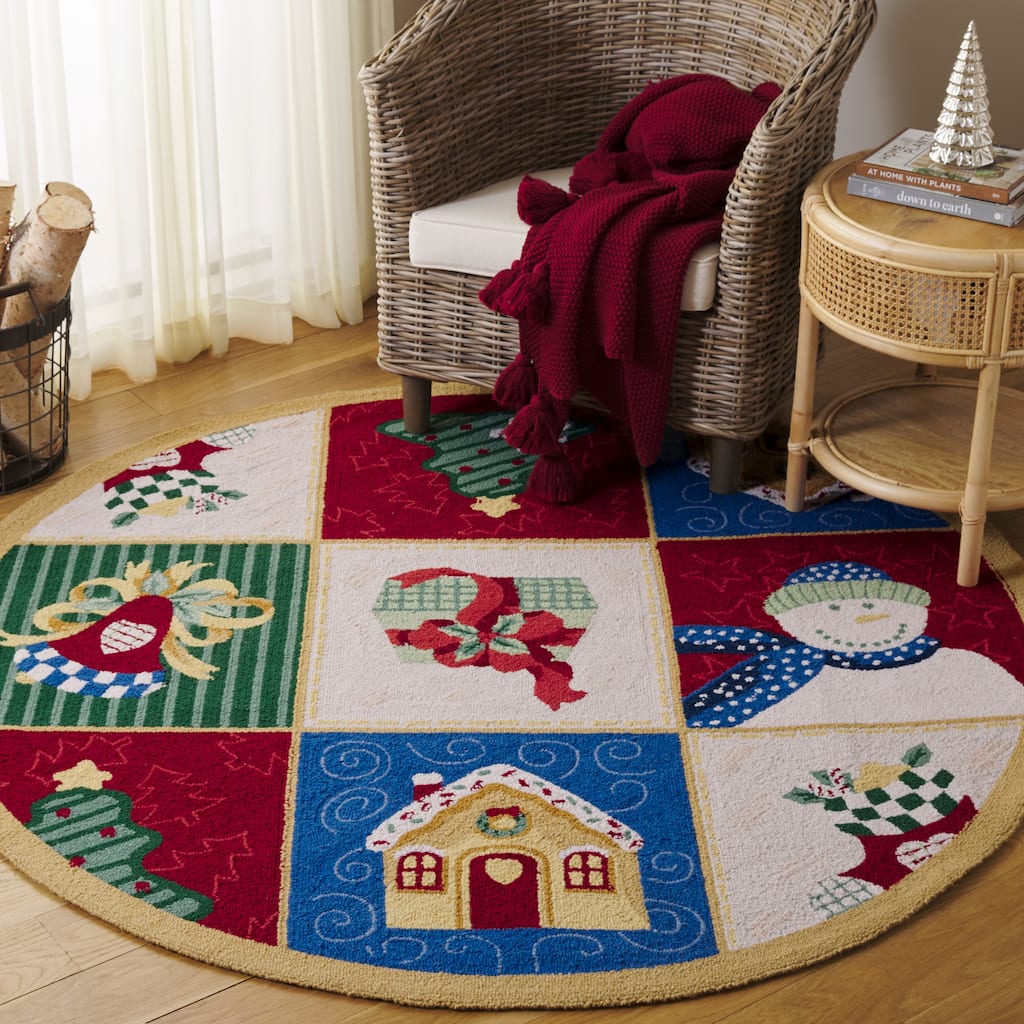 SAFAVIEH Handmade Chelsea Asha Novelty Christmas Wool Rug - White/Multi - 5'6" Round