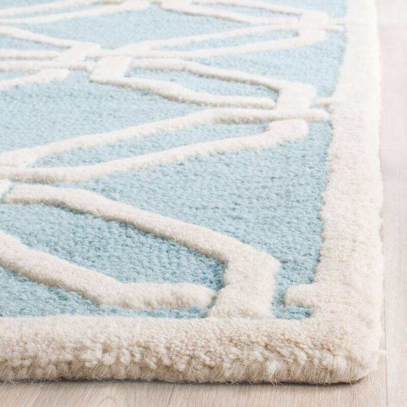 SAFAVIEH Handmade Cambridge Nhung Modern Moroccan Wool Rug