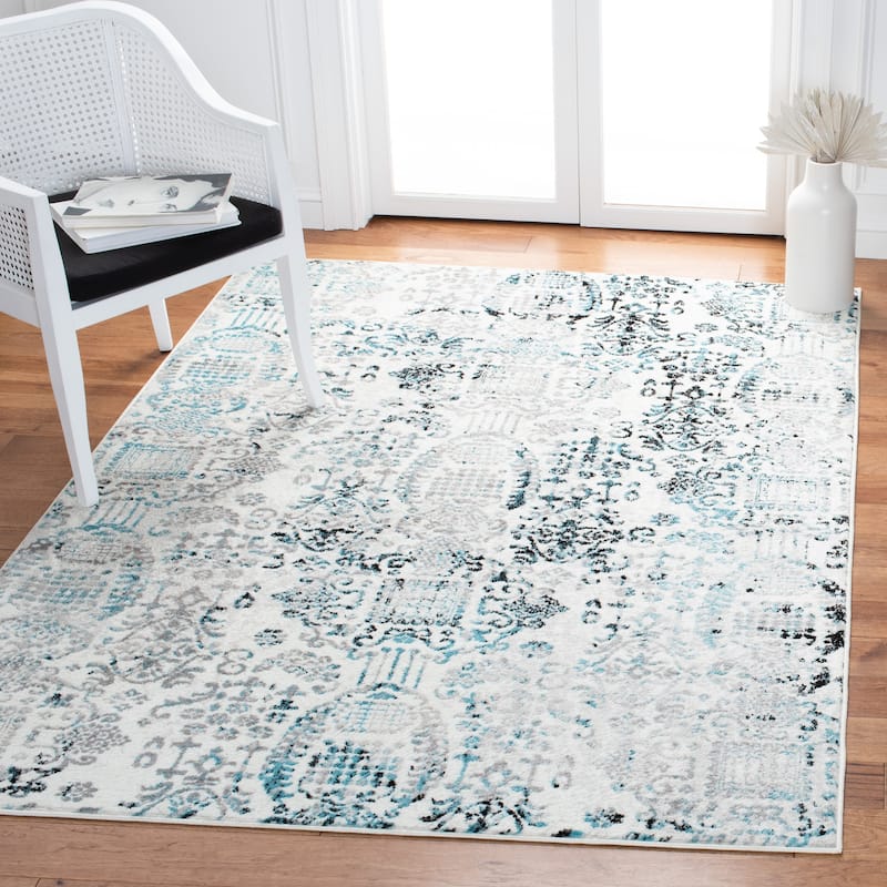 SAFAVIEH Skyler Nirgul Distressed Rug - 6'7" Square - Grey/Blue