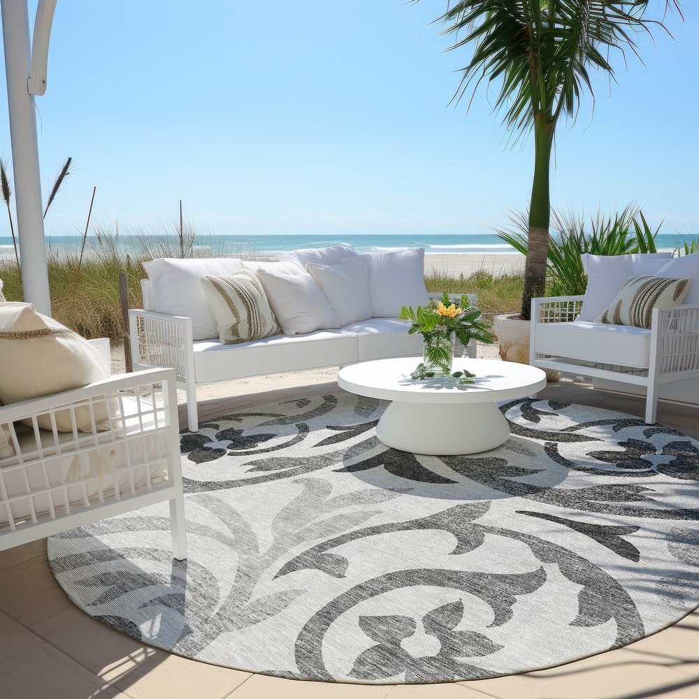 Machine Washable Indoor/ Outdoor Chantille Floral Scroll Rug