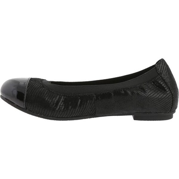vionic black ballet flats