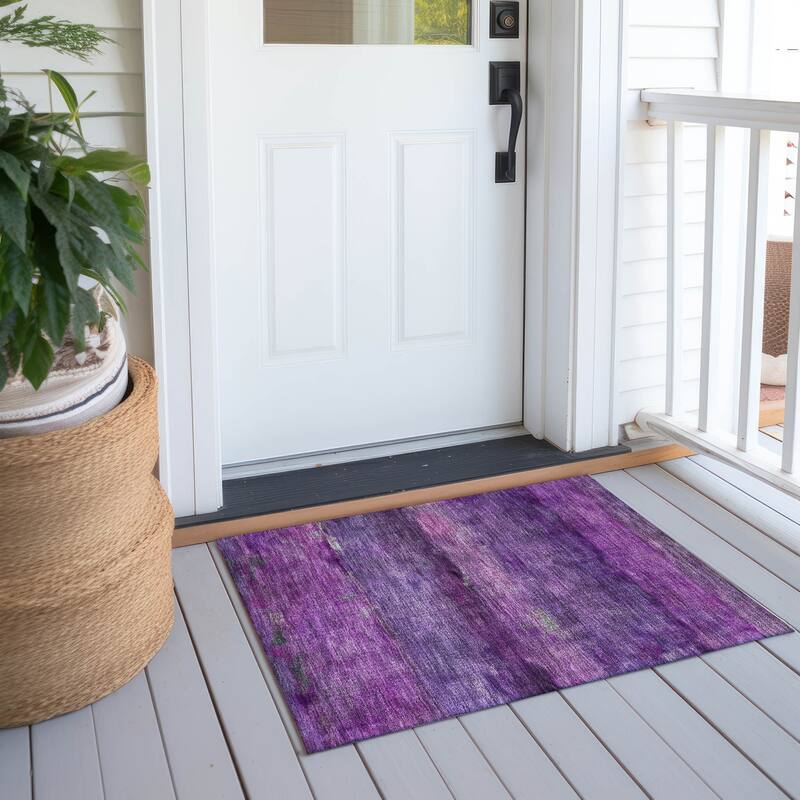 Machine Washable Indoor/ Outdoor Contemporary Ombre Chantille Rug - Purple - 1'8" x 2'6"