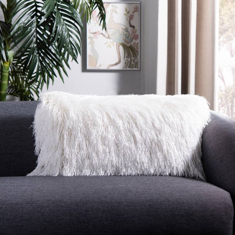 SAFAVIEH Julchen Chic Outdoor Shag Decorative Accent Throw Pillow