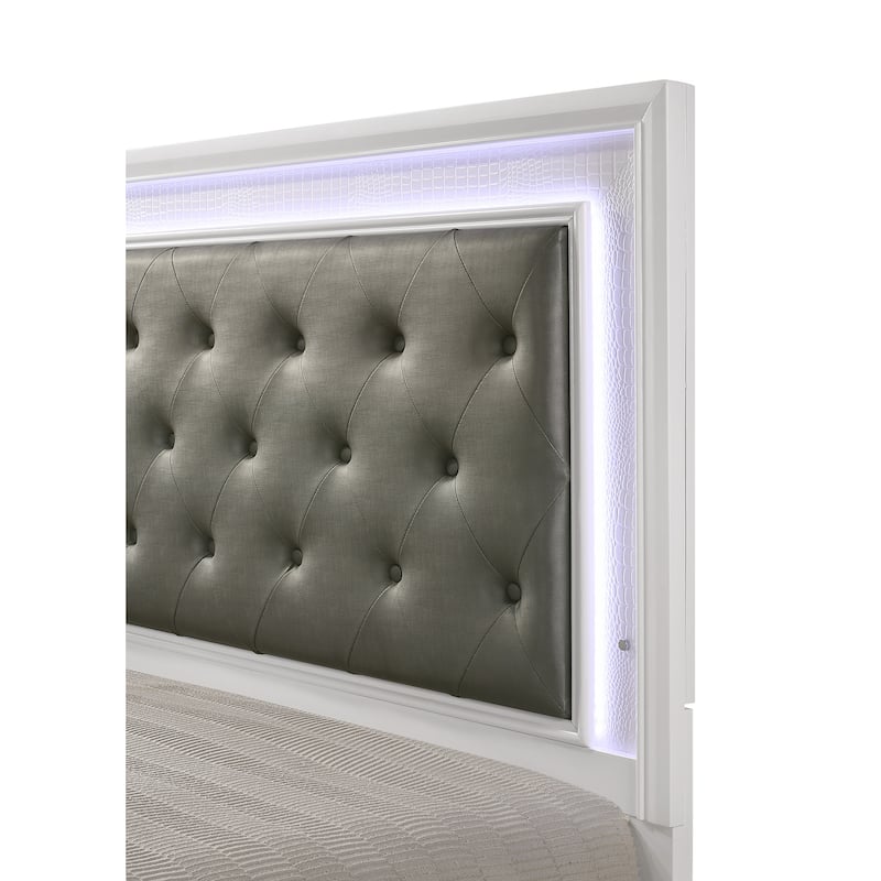 Queen Size Solid Wood Panel Bed with LED Headboard and Diamond Tufting