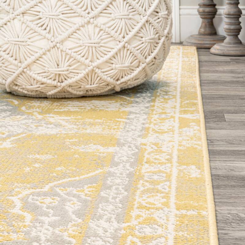 JONATHAN Y Rosalia Ornate Medallion Modern Area Rug