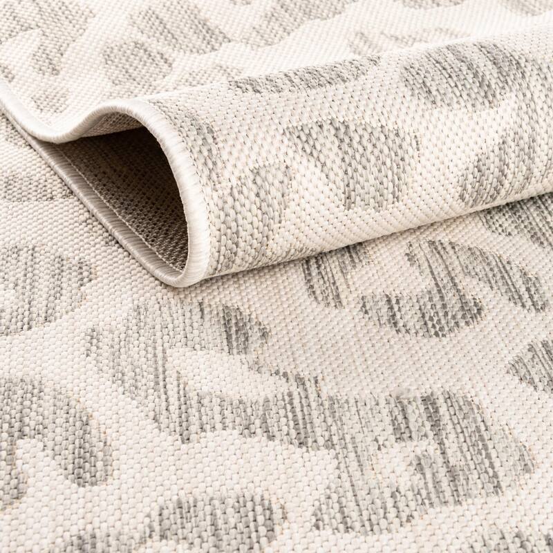Outdoor Gallery Collection Area Rug