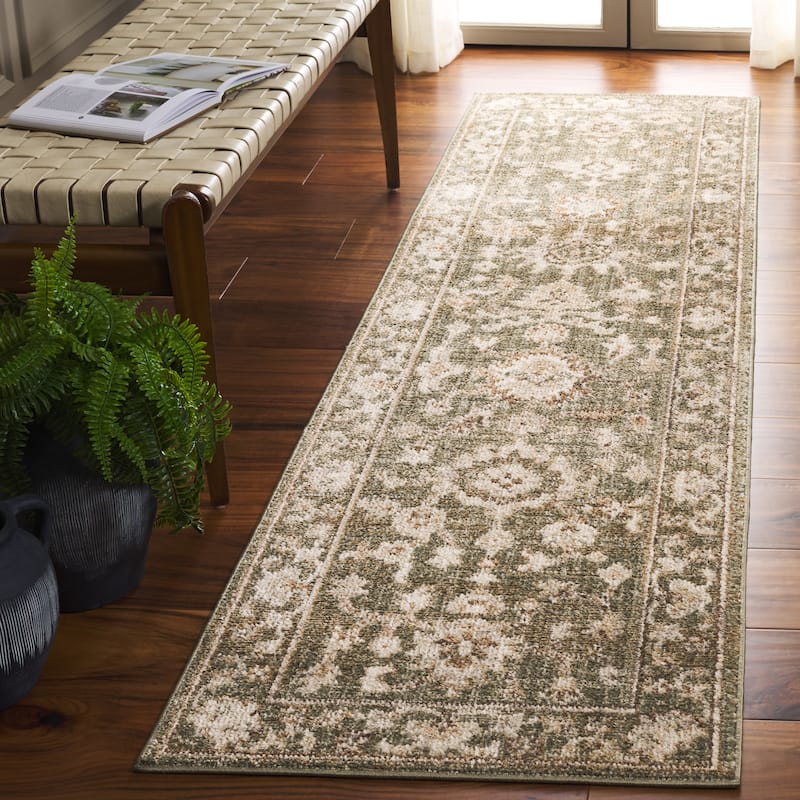SAFAVIEH Hazel Emmanuelle Traditional Oriental Rug - 2' x 8' Runner - Green/Ivory