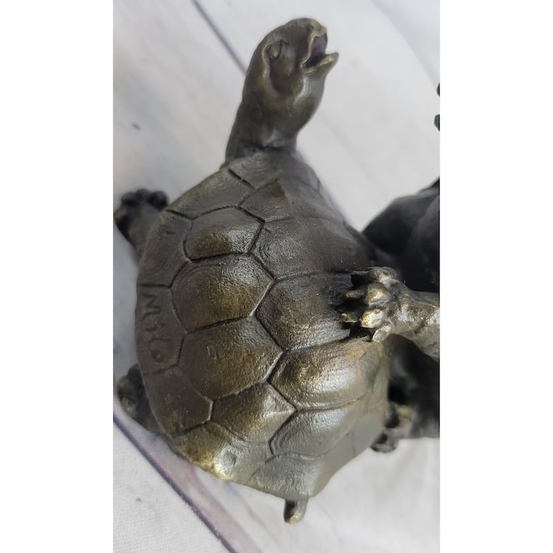 Adorable Figurine Two Turtle Sharing Love Bronze Statue Sculpture Figure Figure