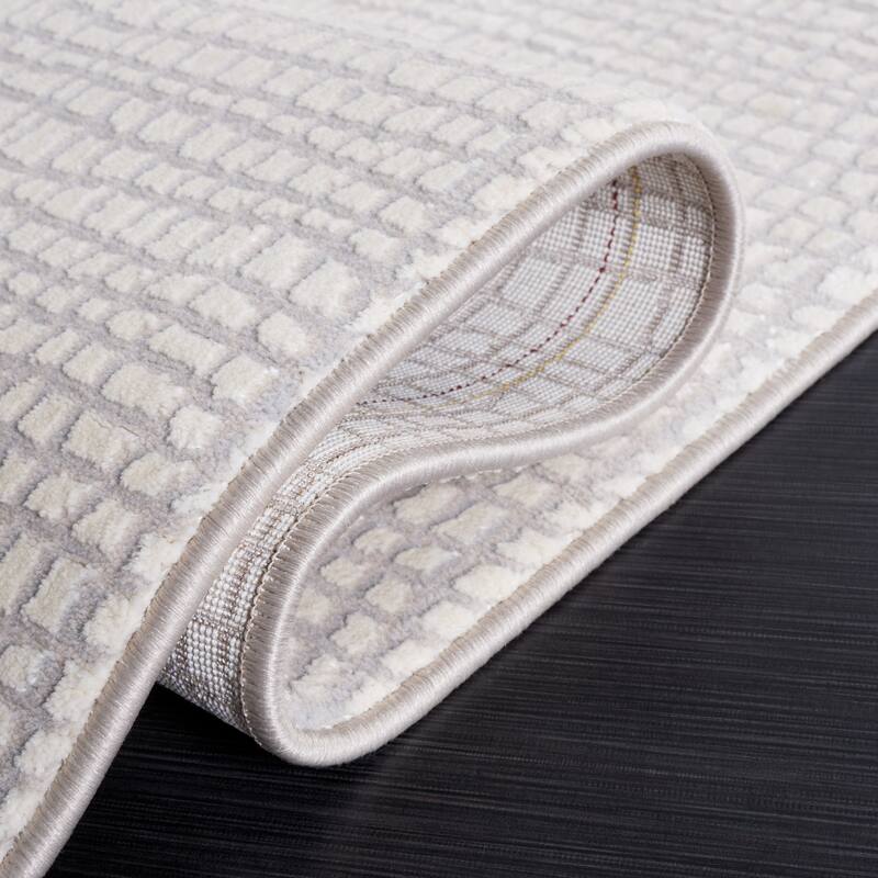 SAFAVIEH Continental Jeltina Modern Rug